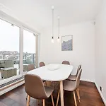 Amazing 3-bedroom And Terrace Overlooking Tv Tower Πράγα