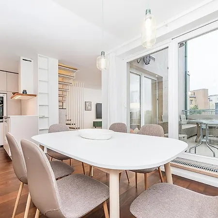 Amazing 3-bedroom And Terrace Overlooking Tv Tower
