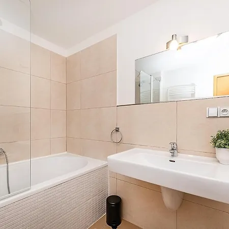 Apartament Amazing 3-bedroom And Terrace Overlooking Tv Tower