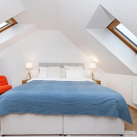 Amazing 3-bedroom And Terrace Overlooking Tv Tower Apartament Praga