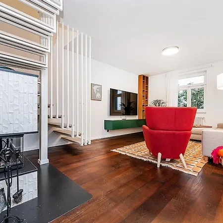 Amazing 3-bedroom And Terrace Overlooking Tv Tower Praha