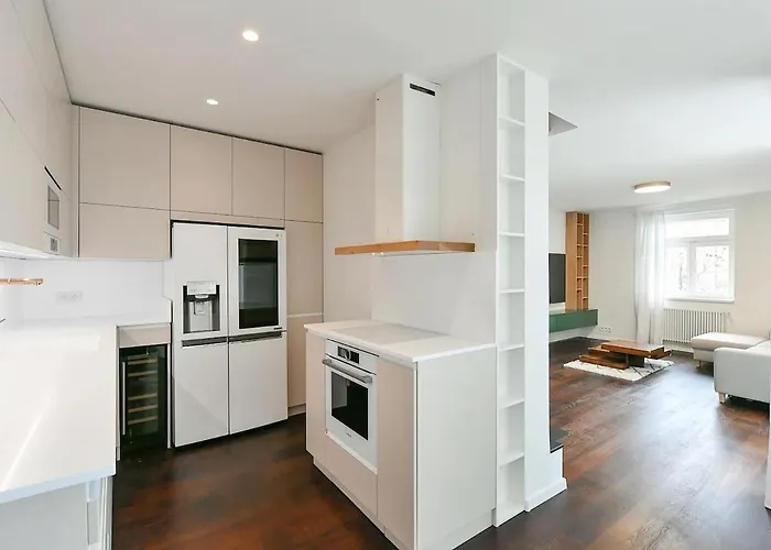 Amazing 3-bedroom And Terrace Overlooking Tv Tower * Prag